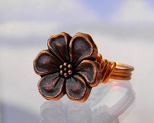 Load image into Gallery viewer, Copper Flower Ring
