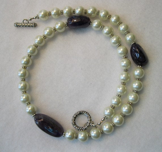 Amethyst and Pearls Necklace